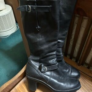 Dansko Black Heeled Boots with Sturdy Design